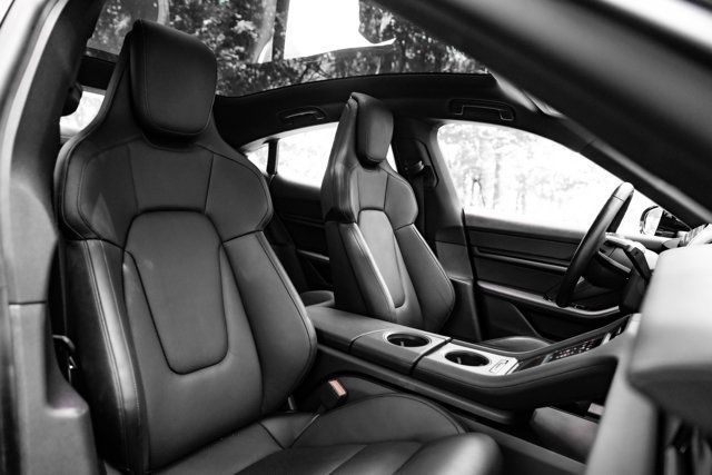 2023 Porsche Taycan MSRP$97560/AdaptiveSportSeats/FixedPanoramicRoof/NAV - 23069616 - 18