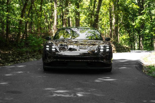 2023 Porsche Taycan MSRP$97560/AdaptiveSportSeats/FixedPanoramicRoof/NAV - 23069616 - 1