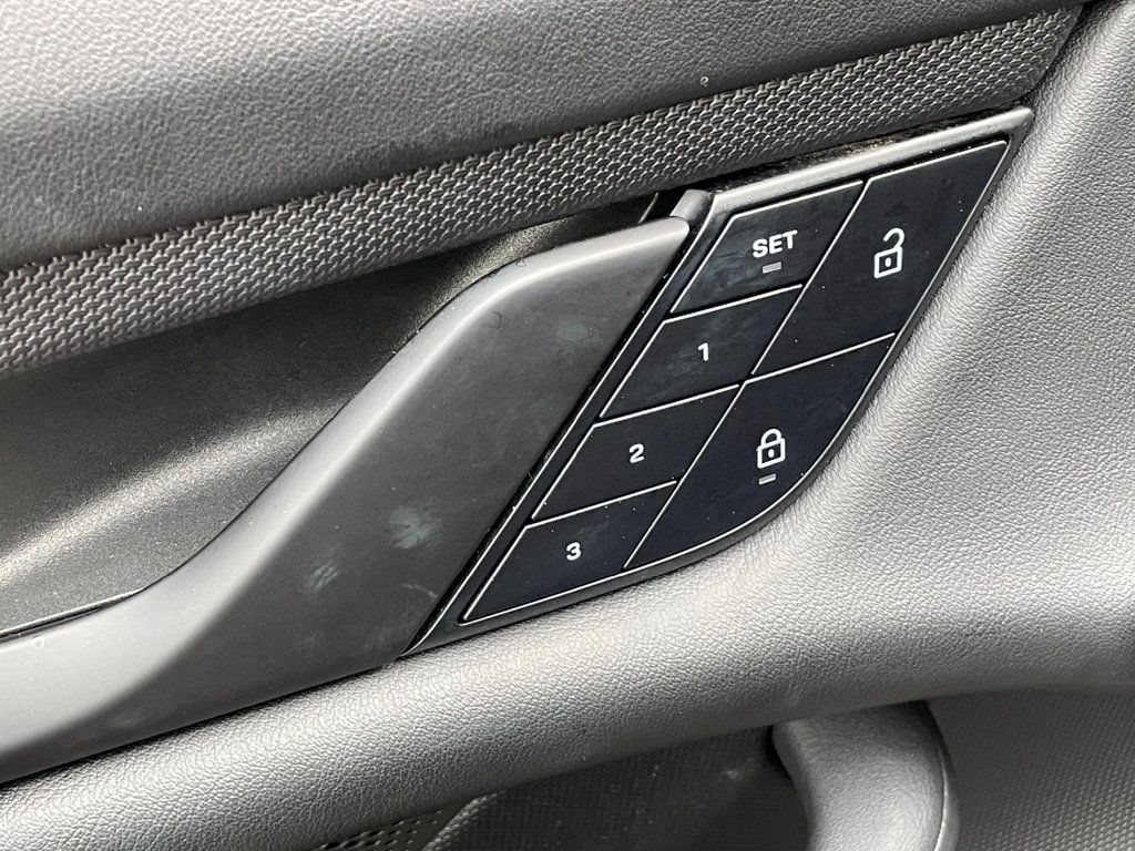 2023 Porsche Taycan RWD - 22986393 - 15