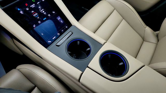 2023 Porsche Taycan w/ Premium Pkg, PBP, Two Tone Leather, 20’’ Wheels, PASM & PTV+ - 22975944 - 16