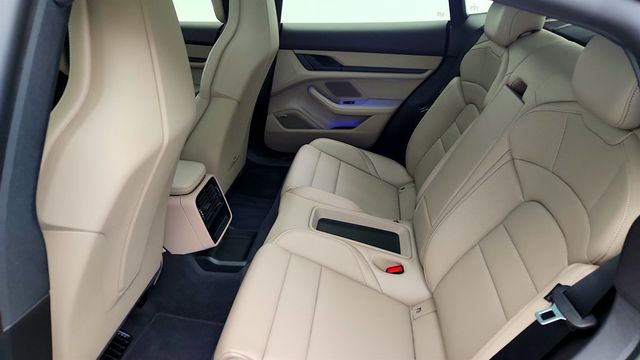 2023 Porsche Taycan w/ Premium Pkg, PBP, Two Tone Leather, 20’’ Wheels, PASM & PTV+ - 22975944 - 21