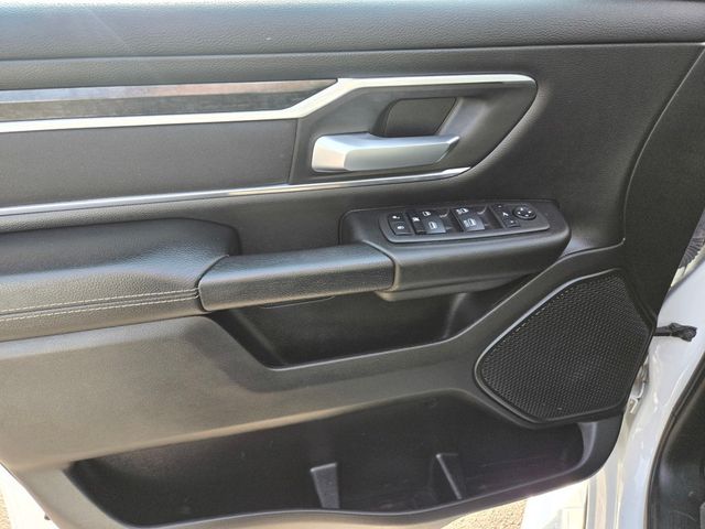 2023 Ram 1500  - 22997343 - 17