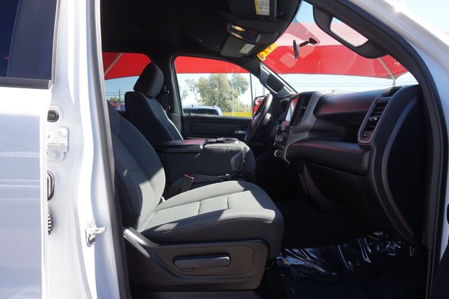 2023 Ram 1500 4WD, HEMI 5.7,  BACKUP CAMERA, ALLOY WHEELS,CLEAN CARFAX - 23091081 - 18