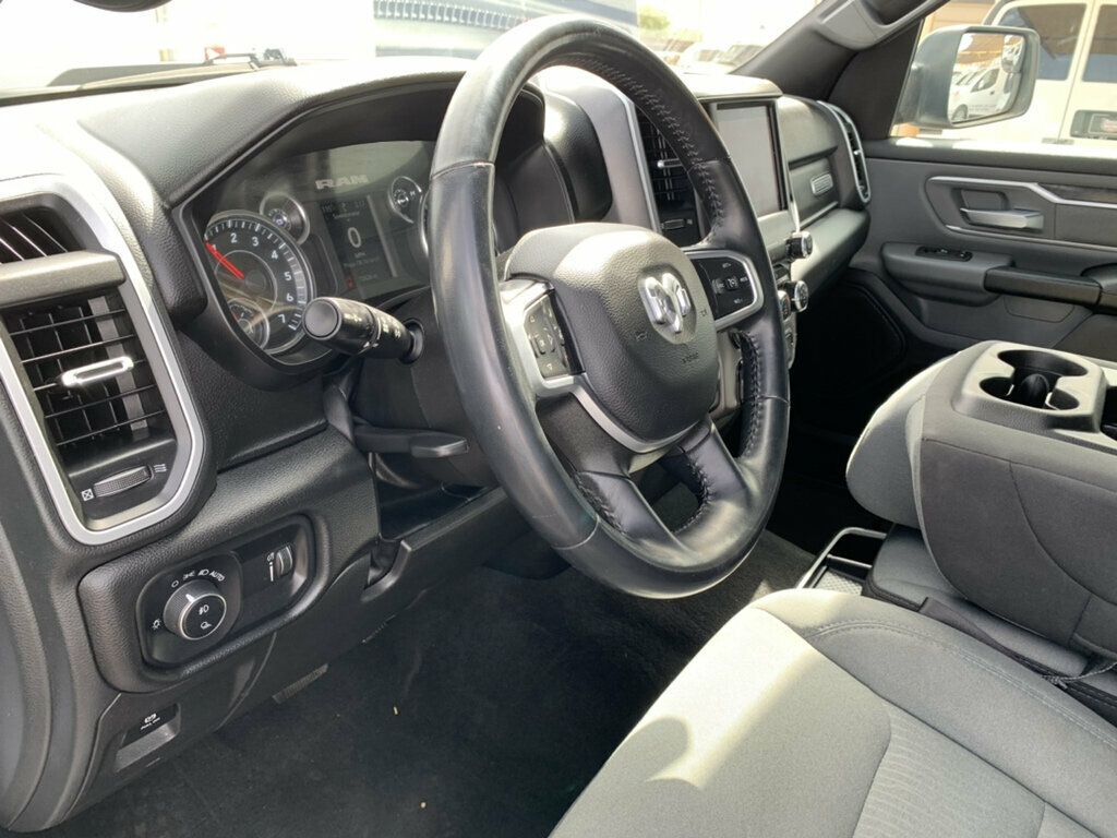 2023 Ram 1500 Big Horn 4x2 Crew Cab 5'7" Box 5.7L V8 Hemi - 23061110 - 17