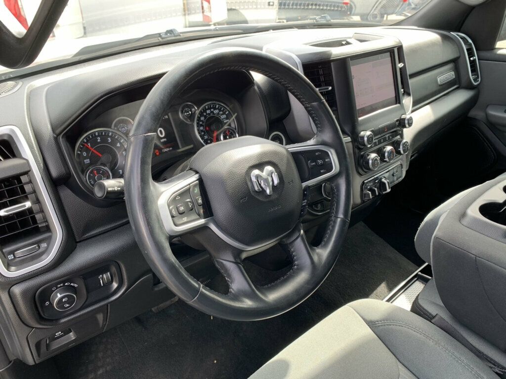 2023 Ram 1500 Big Horn 4x2 Crew Cab 5'7" Box 5.7L V8 Hemi - 23061110 - 19