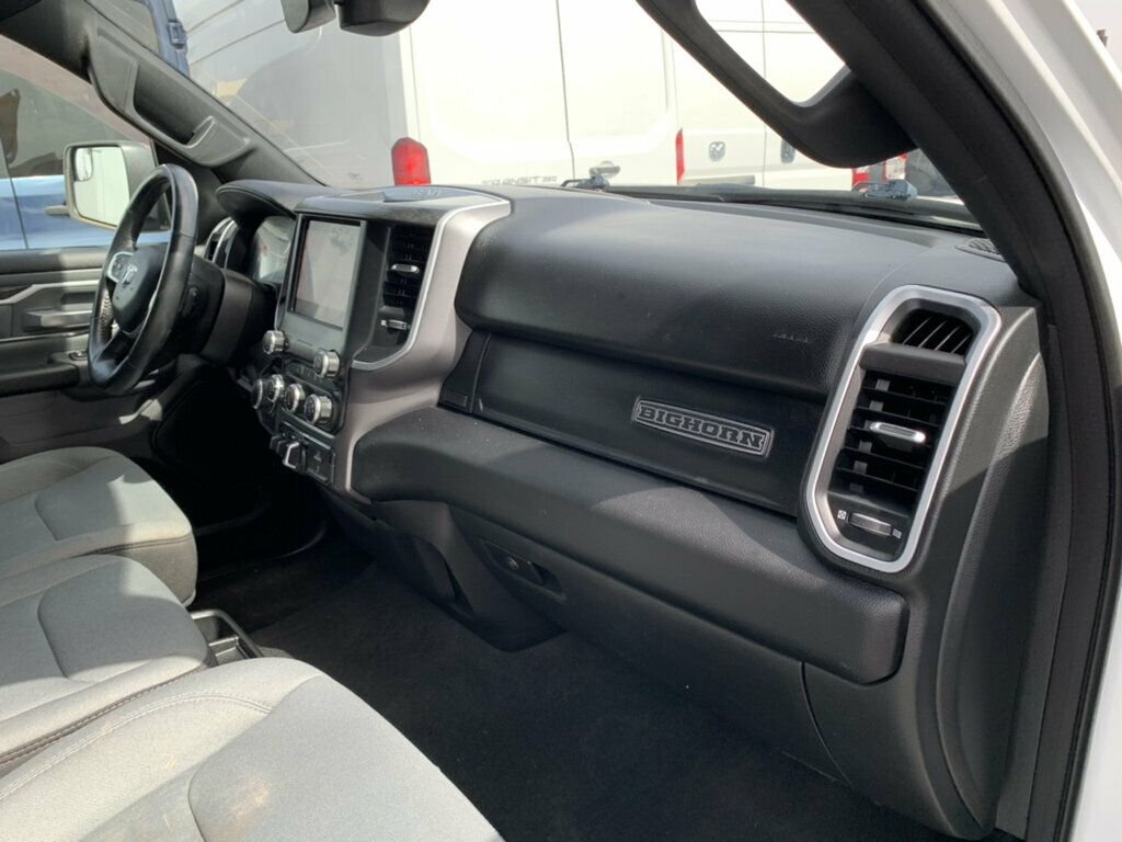2023 Ram 1500 Big Horn 4x2 Crew Cab 5'7" Box 5.7L V8 Hemi - 23061110 - 23
