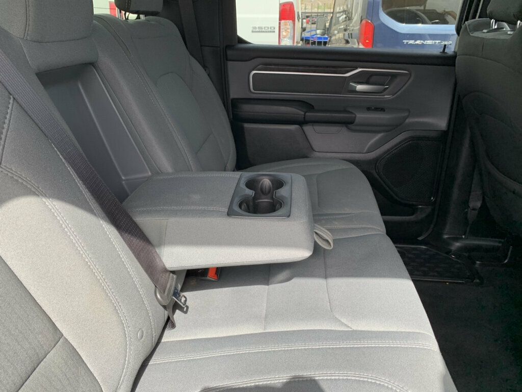 2023 Ram 1500 Big Horn 4x2 Crew Cab 5'7" Box 5.7L V8 Hemi - 23061110 - 32