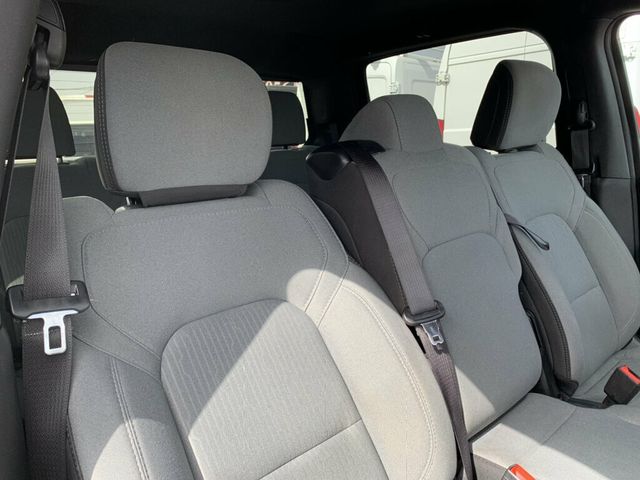 2023 Ram 1500 Big Horn 4x2 Crew Cab 5'7" Box 5.7L V8 Hemi - 23061110 - 3