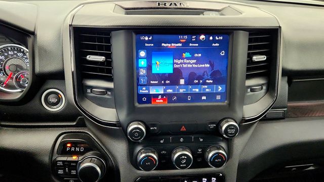 2023 Ram 1500 Big Horn 4x4 Crew Cab 5'7" Box - 23001269 - 16