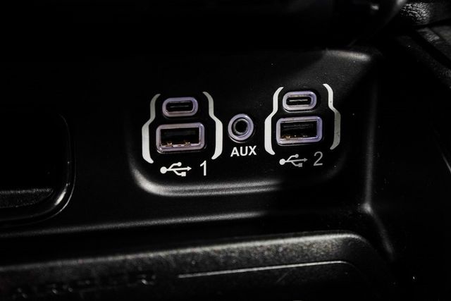 2023 Ram 1500 Laramie 4x4 Crew Cab 5'7" Box - 22973184 - 25