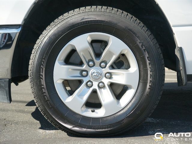 2023 Ram 1500 Laramie 4x4 Crew Cab 5'7" Box - 22920507 - 9