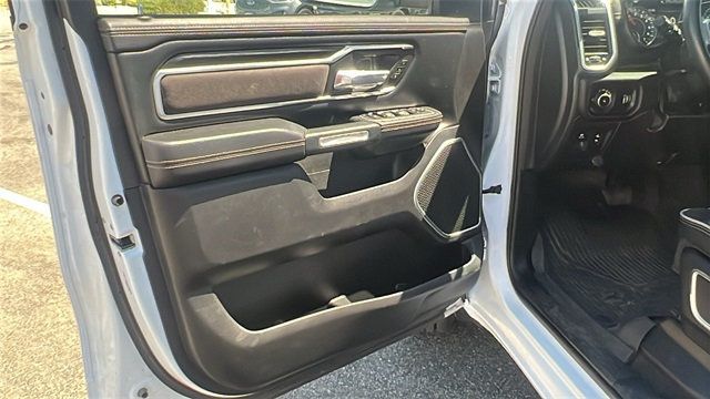 2023 Ram 1500 Laramie 4x4 Crew Cab 5'7" Box - 22883707 - 15