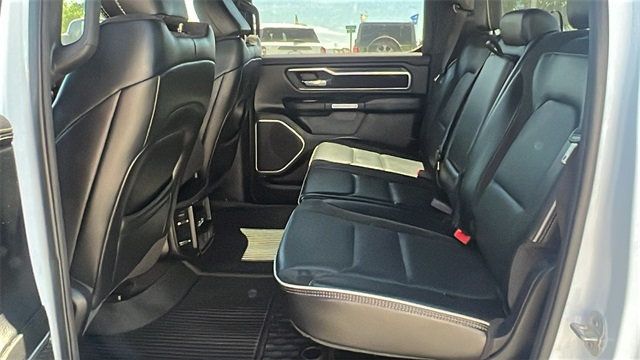 2023 Ram 1500 Laramie 4x4 Crew Cab 5'7" Box - 22883707 - 19