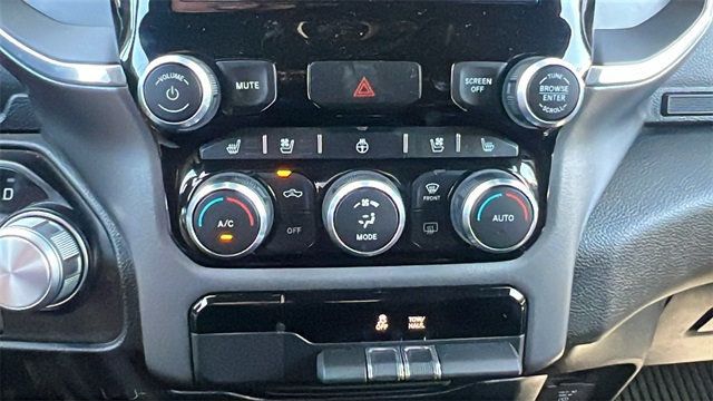 2023 Ram 1500 Laramie 4x4 Crew Cab 5'7" Box - 22883707 - 27