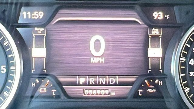 2023 Ram 1500 Laramie 4x4 Crew Cab 5'7" Box - 22883707 - 31