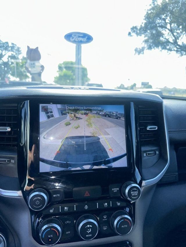 2023 Ram 1500 Laramie 4x4 Crew Cab 5'7" Box - 22883707 - 5