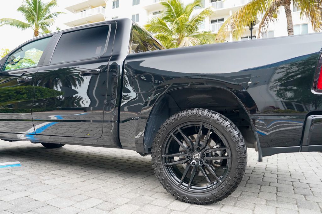 2023 Ram 1500 Laramie 4x4 Crew Cab 5'7" Box - 23062312 - 17