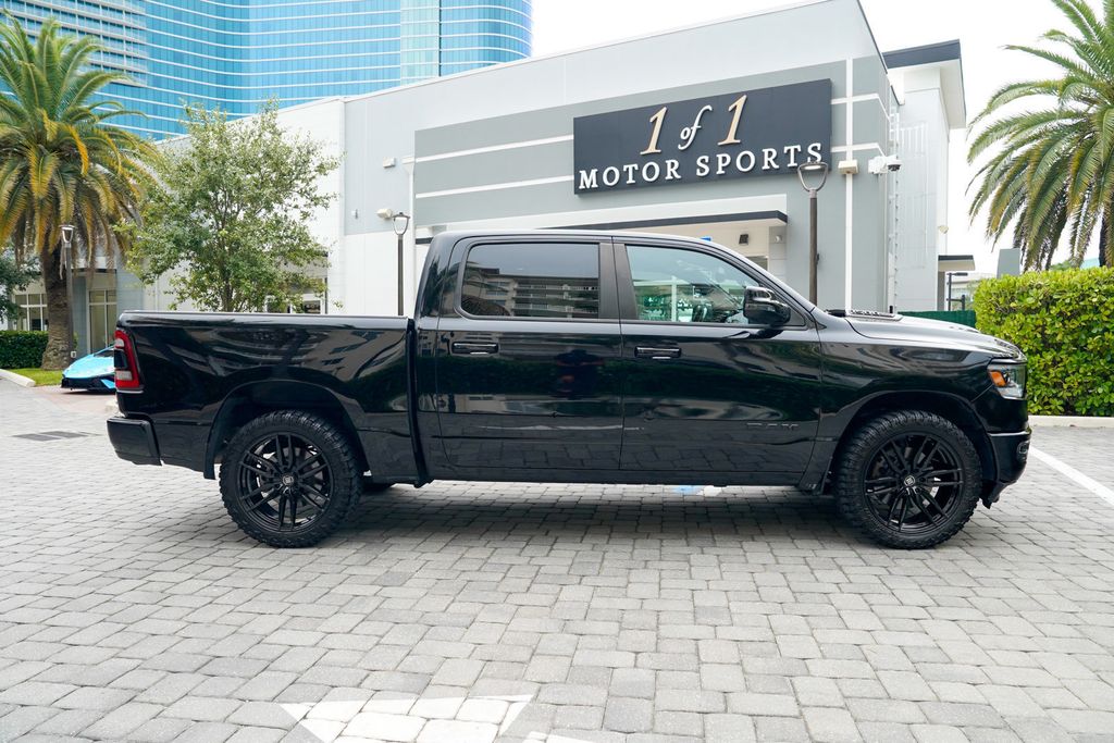 2023 Ram 1500 Laramie 4x4 Crew Cab 5'7" Box - 23062312 - 32