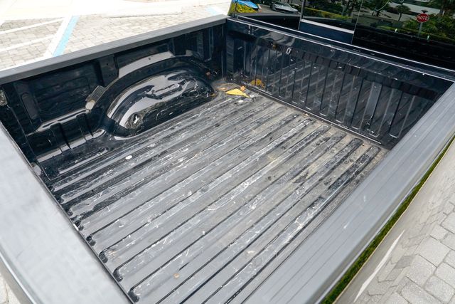2023 Ram 1500 Laramie 4x4 Crew Cab 5'7" Box - 23062312 - 46