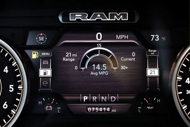 2023 Ram 1500 Laramie 4x4 Crew Cab 5'7" Box - 23080347 - 44