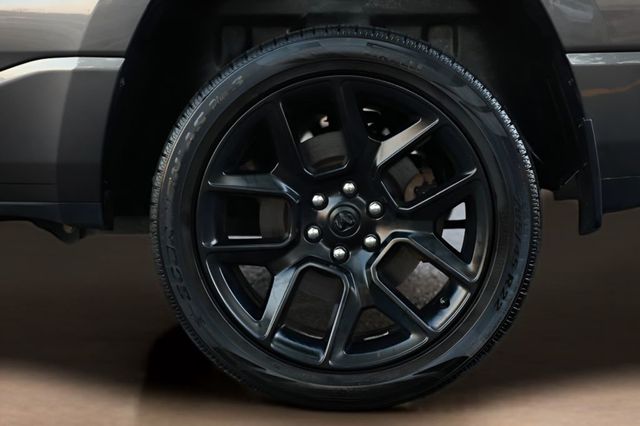 2023 Ram 1500 Laramie 4x4 Crew Cab 5'7" Box - 23080347 - 8