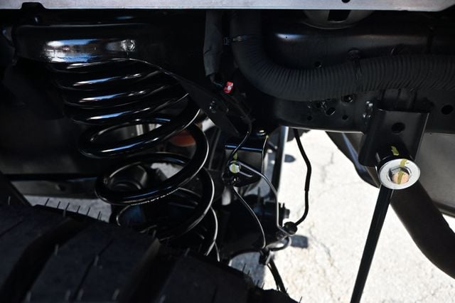 2023 Ram 1500 Laramie 4X4 Crew Cab RL Lift 24" AXE Wheels 35" AMP R/T Tires - 22965371 - 9