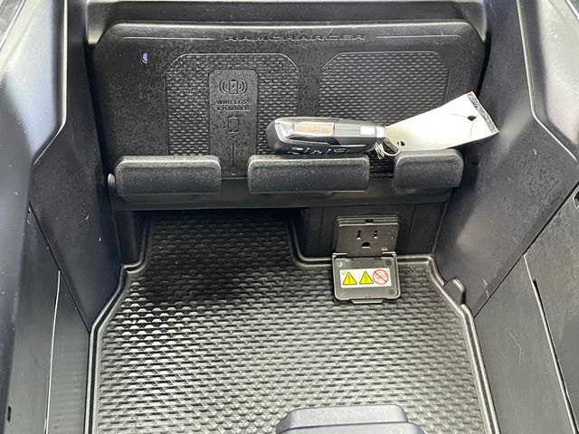 2023 Ram 1500 Limited 4x4 Crew Cab 5'7" Box - 23022073 - 42