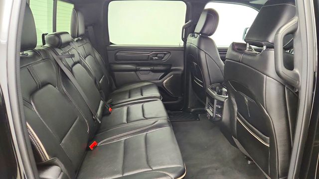 2023 Ram 1500 Limited 4x4 Crew Cab 5'7'' Box Night Edition w/ Increased Towing - 22986280 - 22