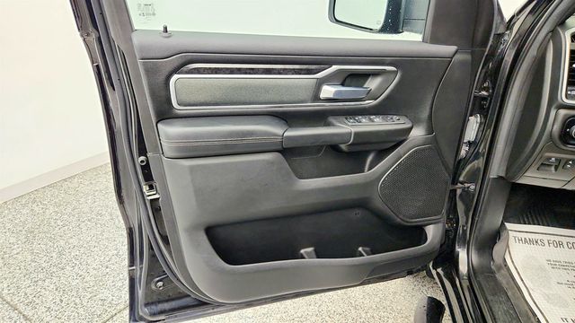 2023 Ram 1500 Lone Star 4x4 Crew Cab 5'7'' Box Night Edition w/ Level 2 Group - 23021567 - 10