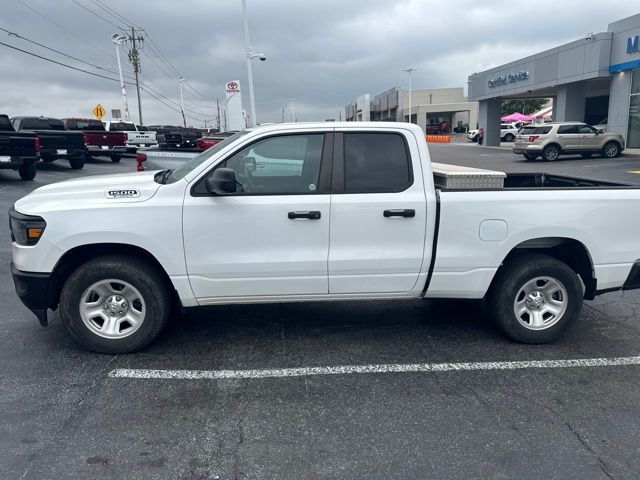 2023 Ram 1500 Tradesman 4x2 Quad Cab 6'4" Box - 23082617 - 1