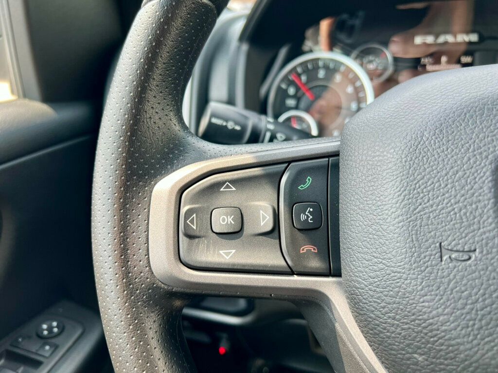 2023 Ram 1500 Tradesman photo 16