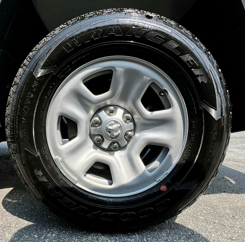 2023 Ram 1500 Tradesman 4x4 Crew Cab 5'7" Box - 22894451 - 30