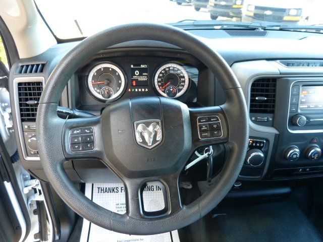 2023 Ram 1500 Classic 3.6L V6 GAS*TRADESMAN*CLASSIC*REG CAB*2WD*8FT. BED*TONNEAU COVER - 22966301 - 23