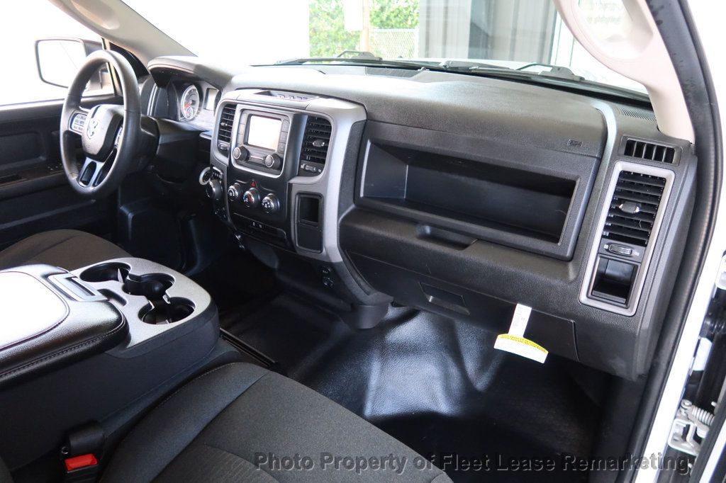 2023 Ram 1500 Classic Ram 1500 4WD Crew Cab SWB - 23087408 - 21