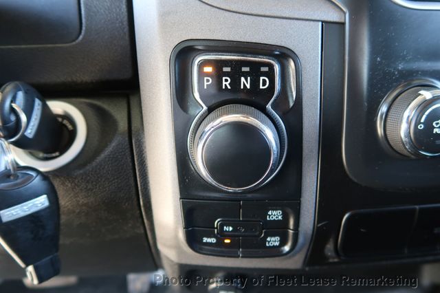 2023 Ram 1500 Classic Ram 1500 4WD Crew Cab SWB - 23087408 - 31