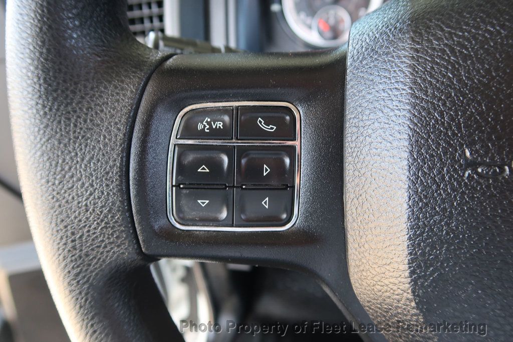 2023 Ram 1500 Classic Ram 1500 4WD Crew Cab SWB - 23087408 - 34
