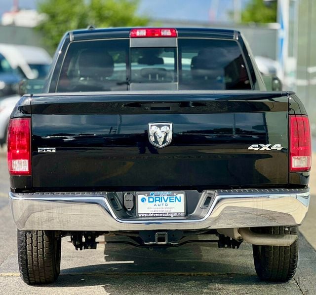 2023 Ram 1500 Classic SLT 4x4 Crew Cab 5'7" Box - 22890322 - 3