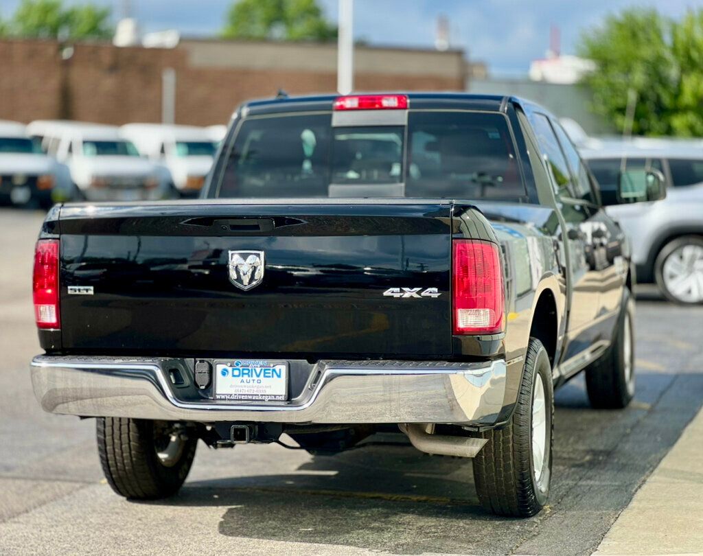2023 Ram 1500 Classic SLT photo 4