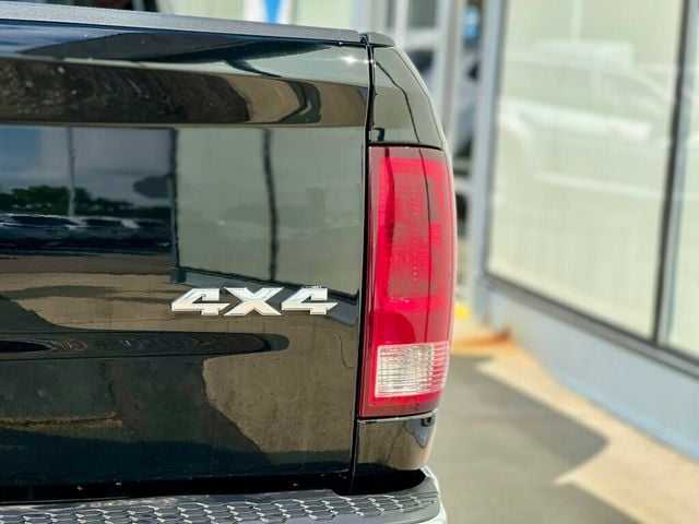 2023 Ram 1500 Classic SLT 4x4 Crew Cab 5'7" Box - 22890322 - 7