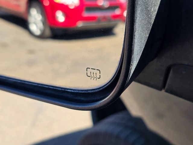 2023 Ram 1500 Classic SLT 4x4 Crew Cab 5'7" Box - 22950681 - 19