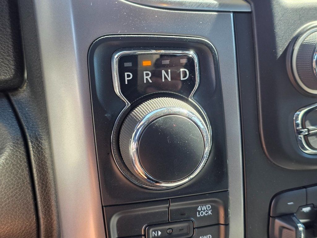 2023 Ram 1500 Classic SLT 4x4 Crew Cab 5'7" Box - 22950681 - 27