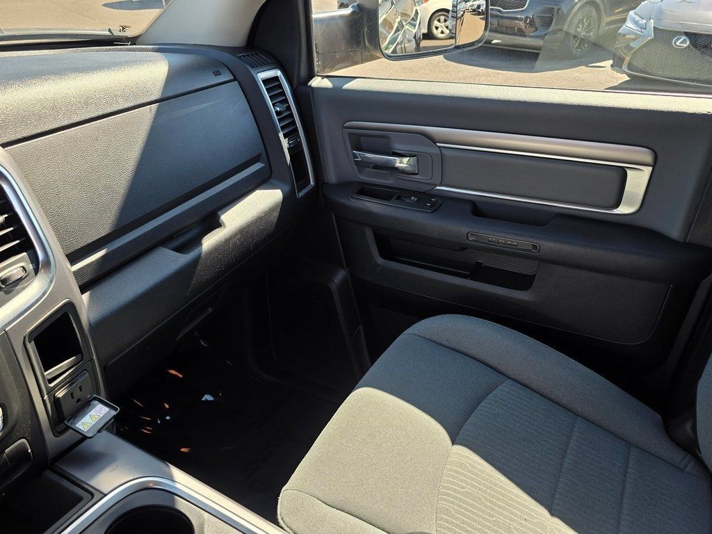 2023 Ram 1500 Classic SLT 4x4 Crew Cab 5'7" Box - 22950681 - 30