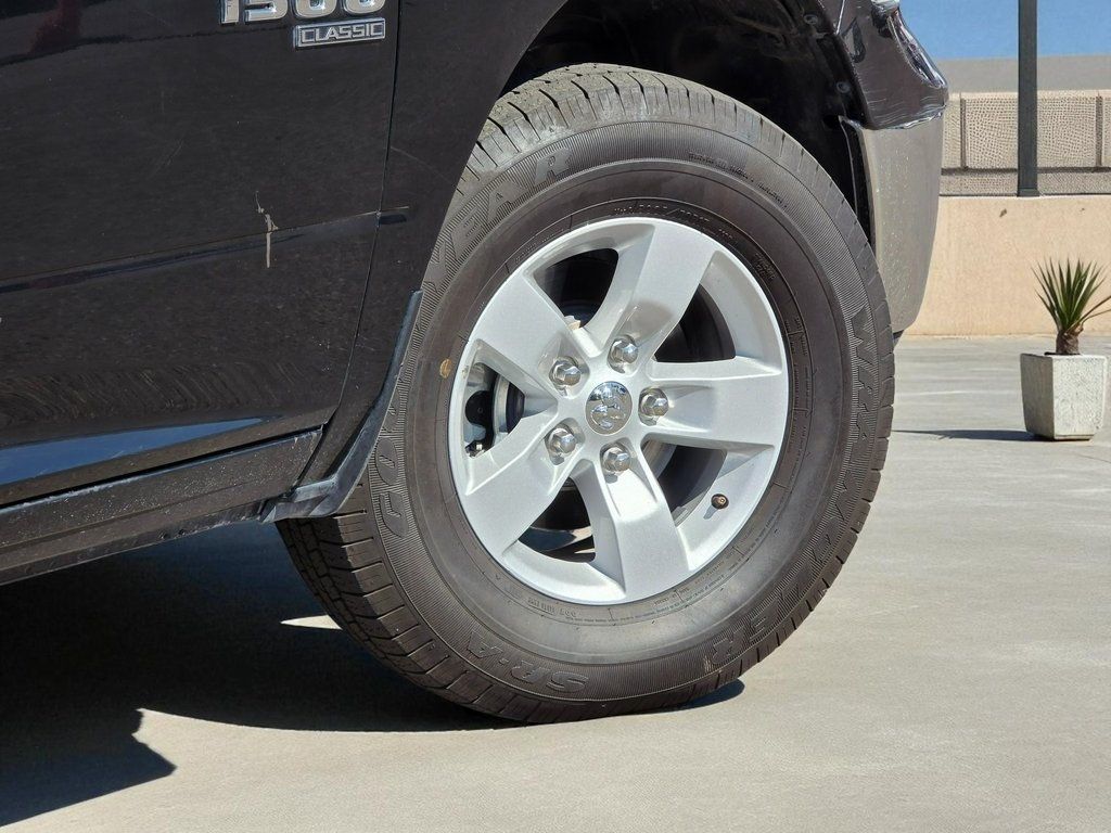 2023 Ram 1500 Classic SLT 4x4 Crew Cab 5'7" Box - 22950681 - 7