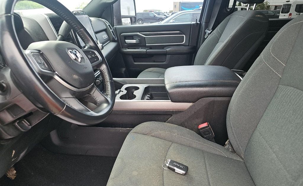 2023 Ram 2500 Big Horn 4x4 Crew Cab 6'4" Box - 22955178 - 4