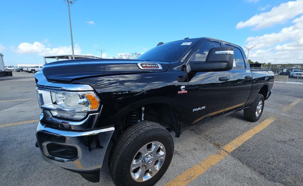 2023 Ram 2500 Big Horn 4x4 Crew Cab 6'4" Box - 22988319 - 1