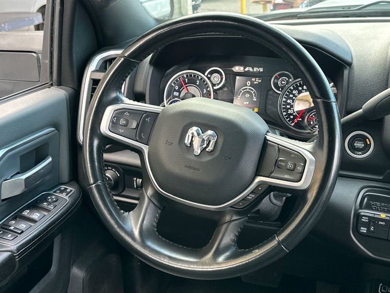 2023 Ram 2500 Big Horn 4x4 Crew Cab 8' Box - 22964337 - 17