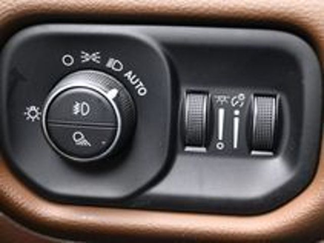 2023 Ram 2500 Laramie 4x4 Crew Cab 6'4" Box - 23019459 - 10