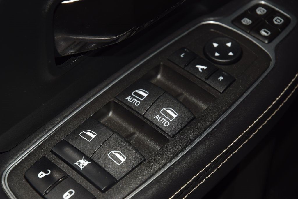 2023 Ram 2500 Limited 4x4 Mega Cab 6'4" Box - 22970357 - 50