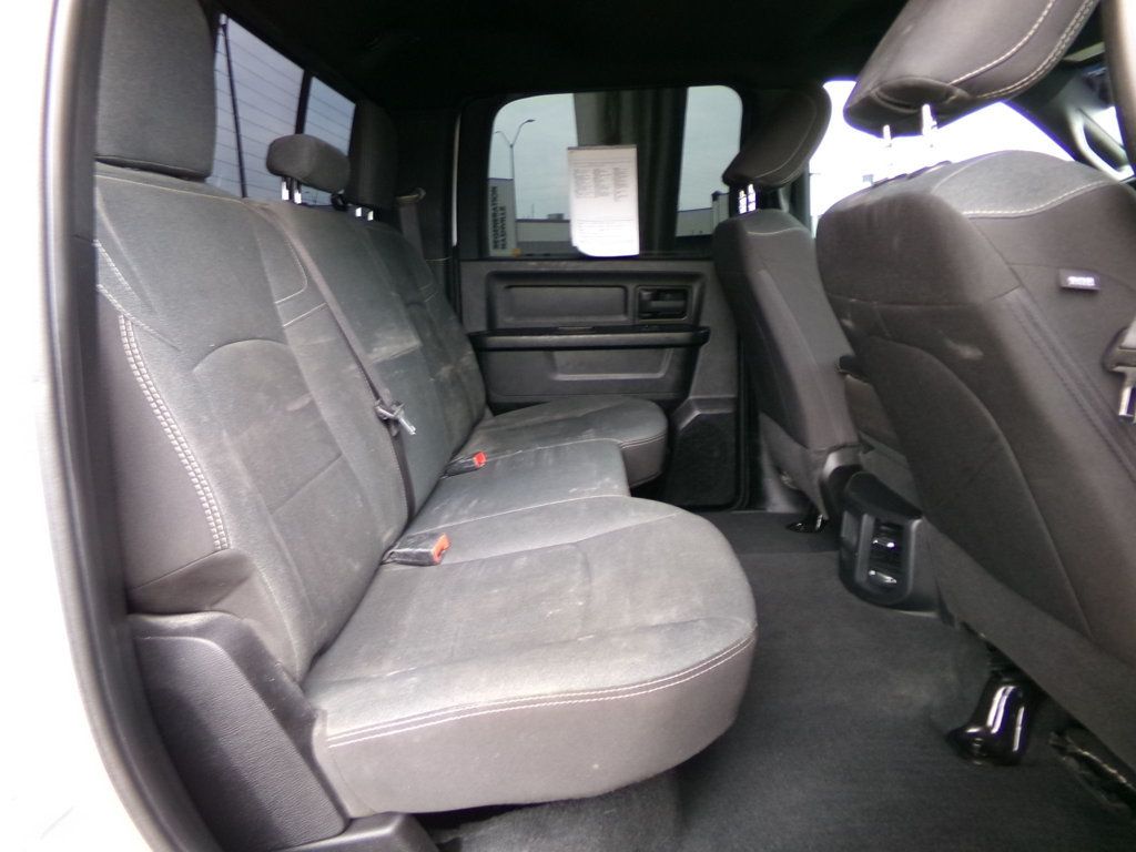 2023 Ram 2500 Tradesman 4x4 Crew Cab 6'4" Box - 22996213 - 10