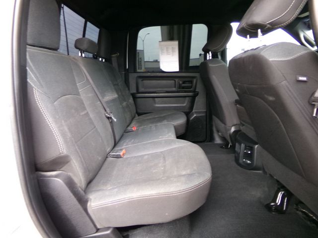 2023 Ram 2500 Tradesman 4x4 Crew Cab 6'4" Box - 22996213 - 10